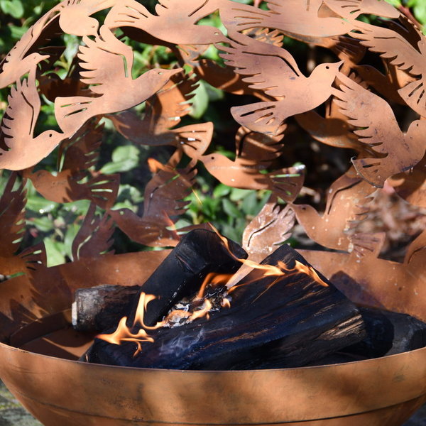 Feuerball Vogel gelasert Rost